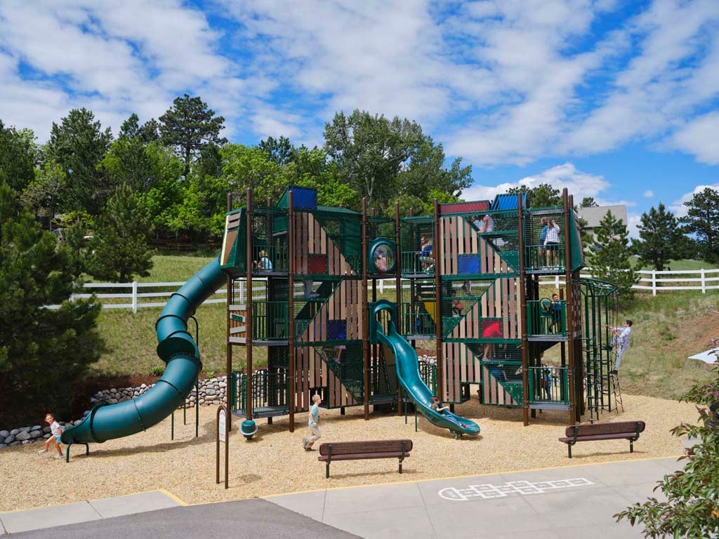 LT - playground